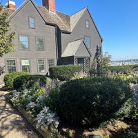 Photo taken at The House of the Seven Gables by Danni B. on 10/5/2023