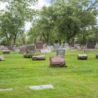 Foto scattata a Woodlawn Cemetery da Woodlawn Cemetery il 5/31/2018