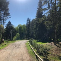 Photo taken at Коттеджный комплекс «Драгунский ручей» by Aleksey N. on 5/18/2019