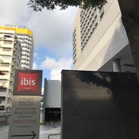 Photo taken at ibis Singapore on Bencoolen by Jumuel on 7/7/2019