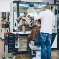 5/8/2019 tarihinde Hairstyling Studio Polesnyziyaretçi tarafından Hairstyling Studio Polesny'de çekilen fotoğraf