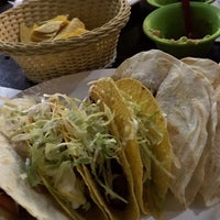 Foto scattata a Guadalajara Mexican Food da Leticia S. il 11/9/2017