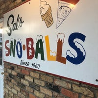Photo taken at Sal&amp;#39;s Sno-Ball Stand by Christopher V. on 8/12/2018
