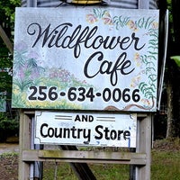 Foto tomada en Wildflower Cafe  por Wildflower Cafe el 4/26/2018