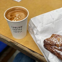1/16/2021 tarihinde Omar ..ziyaretçi tarafından Ludlow Coffee Supply'de çekilen fotoğraf