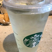 Photo taken at Starbucks by Ceyhan Temuçin on 5/10/2018