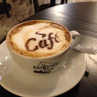Foto tirada no(a) Fairview Coffee por Camille R. em 9/16/2012