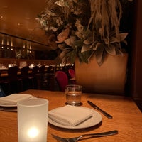 Foto diambil di ilili Restaurant oleh 🅼 pada 11/22/2023