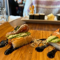 Photo taken at Loku Japanese Cuisine by Fernanda N. on 4/19/2022