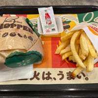 Photo taken at Burger King by かず 谷. on 6/2/2023