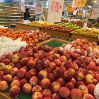 Review Diamond Supermarket