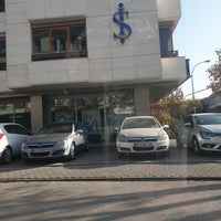 Photo taken at Türkiye İş Bankası by Autoyaka M. on 11/11/2019