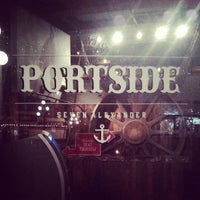 Foto tirada no(a) The Portside Pub por Shelley C. em 5/10/2013