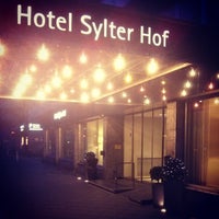 Foto tomada en Hotel Sylter Hof  por Elena K. el 12/29/2013