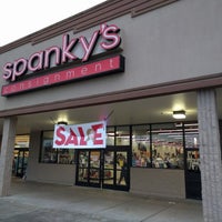 Photo taken at Spanky&amp;#39;s Legendary Consignment by user119929 u. on 4/16/2018