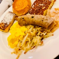 Photo taken at The Buffet at Bellagio by Nikhil Kumar B. on 2/21/2023
