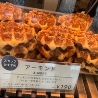 Photo taken at MR.waffle by ヤン サ. on 5/10/2019