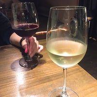 Das Foto wurde bei Wine Bar Room J von Miho N. am 12/6/2018 aufgenommen