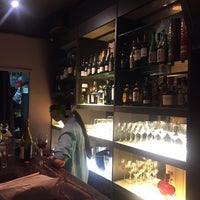 Foto diambil di Wine Bar Room J oleh Miho N. pada 11/6/2018