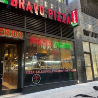 รูปภาพถ่ายที่ Bravo Pizza โดย Gary d. เมื่อ 11/1/2021