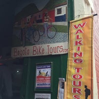 Das Foto wurde bei Bogota Bike Tours von Amelia K. am 12/8/2014 aufgenommen