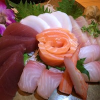 Das Foto wurde bei DaRuMa- Japanese Steakhouse and Sushi Lounge von Destination Cuisine L. am 6/6/2014 aufgenommen