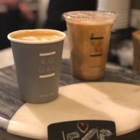 Foto tirada no(a) Equal Coffee Hub por N. 8. em 7/14/2018