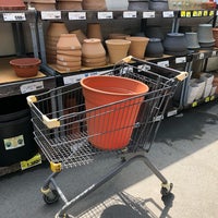 コーナン 高槻店 Hardware Store