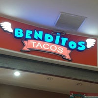 Photo taken at Benditos Tacos Deportiva (ahora Cerrado) by Joel G. on 5/30/2018