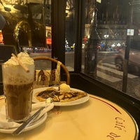 Photo taken at Café de la Comédie by B~ on 1/18/2023