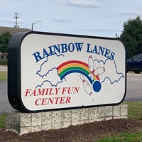 3/9/2020에 Corey O.님이 Rainbow Lanes Family Fun Center에서 찍은 사진
