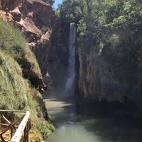 Foto diambil di Parque Natural del Monasterio de Piedra oleh Diana pada 7/18/2020