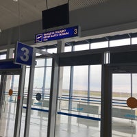 Photo taken at Gate 1 Якутский Аэропорт by Георгий Н. on 9/16/2019