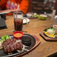 Photo taken at Hamburg &amp;amp; Steak HIRO by ゆう 　. on 8/5/2023