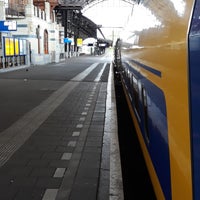 Photo taken at Intercity Amsterdam Centraal - Vlissingen by Nick on 6/17/2018