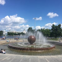 Photo taken at Фонтан на Октябрьской площади by Alexis S. on 6/24/2018