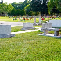 Fotos En Funeraria Del Angel Rose Lawn Rose Lawn Memorial