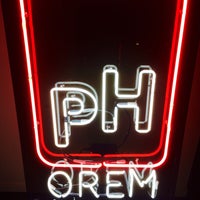 Photo taken at pH OREM Skincare by Thako H. on 12/17/2014