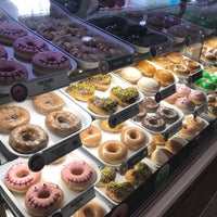 Photo taken at Krispy Kreme by Yutzil S. on 11/2/2016