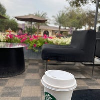 Foto diambil di Starbucks oleh Saud pada 12/26/2022
