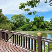 Photo taken at Sri Nakhon Khuean Khan Park and Botanical Garden by Miumiu . on 6/3/2022