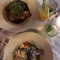 Foto diambil di Blue Heron Restaurant &amp;amp; Sushi Bar oleh Hayley M. pada 9/16/2018