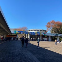 Photo taken at 東京競馬場 東門 by さっとん on 11/27/2022