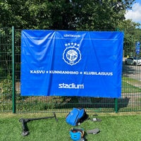 Photo taken at Lehtikuusentien jalkapallokenttä by Teemu A. on 6/27/2023