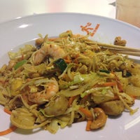 Photo prise au Wok to Walk par Daniela G. le7/31/2014