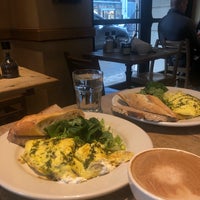 Photo taken at Le Pain Quotidien | Gold Coast by N on 11/30/2018