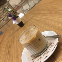 8/6/2018 tarihinde Sáriziyaretçi tarafından Empathy Cafe &amp; Bistro'de çekilen fotoğraf