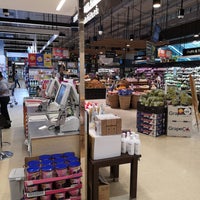 Photo taken at Tops Market by Piks 😑🔨😑🔨 \. on 5/12/2018