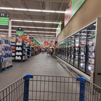 8/30/2021 tarihinde Sybaristail 🦁ziyaretçi tarafından Walmart Supercentre'de çekilen fotoğraf