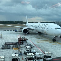 Photo taken at SQ002 SIN-HKG-SFO / Singapore Airlines by Kevin L. on 9/29/2019